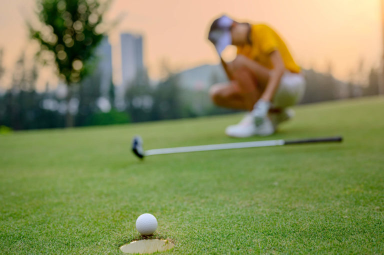 ゴルフのイップスはプロでもなる ショット別に症状と克服方法を紹介
