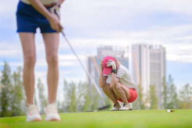 ゴルフは120を切れないと迷惑？スコアの目安と120切りのための練習量を紹介