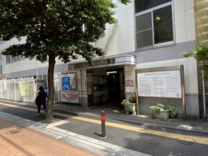 西新駅中央自転車駐車場